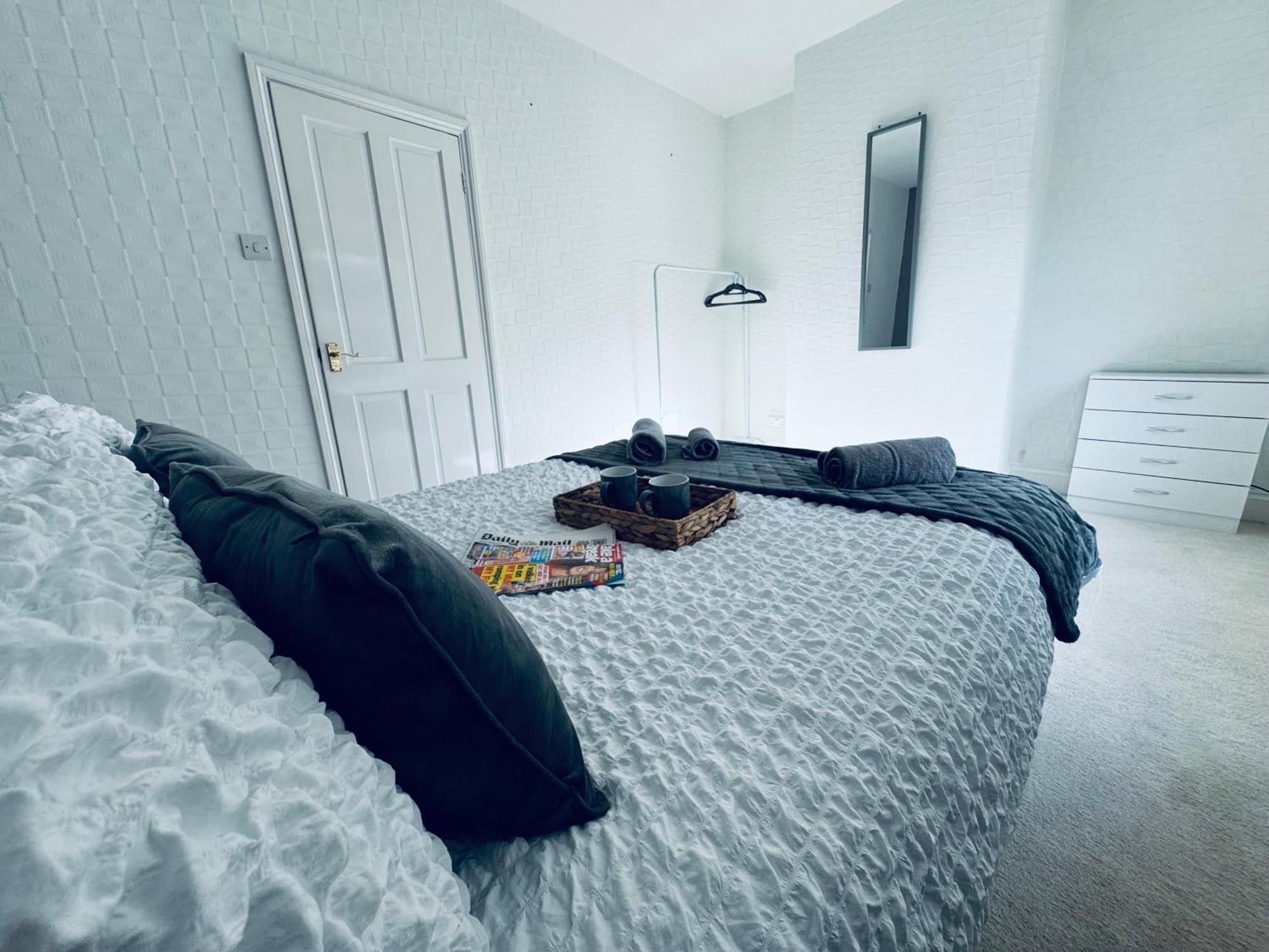 Cumberland House-2 Bed House Apartment Уоркингтън Екстериор снимка